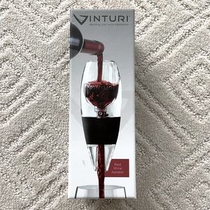 VINTURI RED WINE AERATOR - brand new